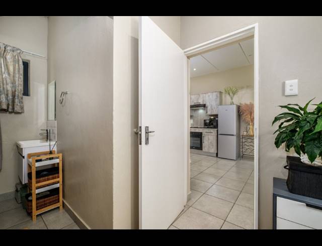 1 BEDROOM TOWNHOUSE FOR SALE IN WHITERIDGE